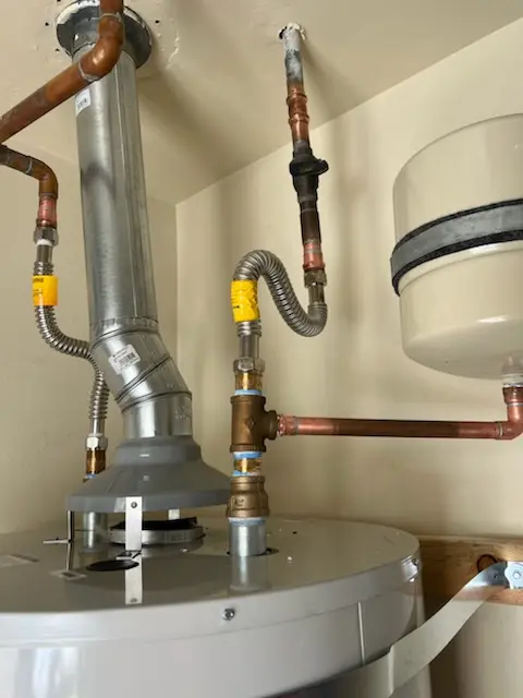 Water heater installation and plumbing repair in Franklin